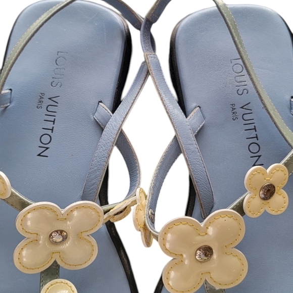 LOUIS VUITTION Sandals Blue with Cream Colored Flower  Size 39.5 - US 9.5 - Picture 4 of 10